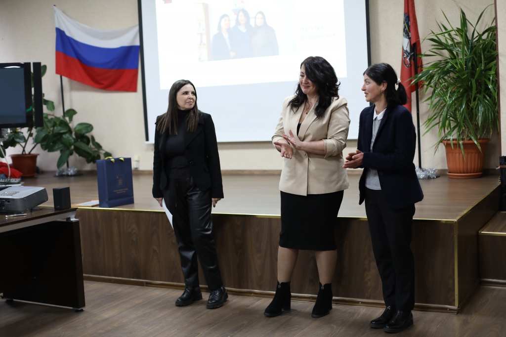 9N5A6204_1.jpg
